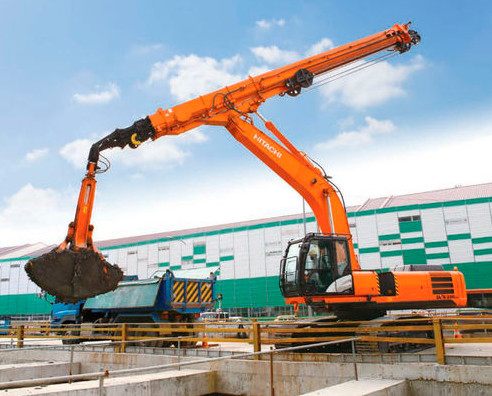 CAT Hitachi Kobelco için üç bölümlü teleskopik bomlu beton pompası ekskavatör uzun mesafeli bom