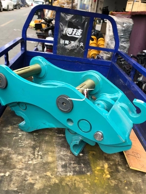 1 ton 4 ton 20 ton 50 ton kazıcı kovası için hidrolik hızlı bağlayıcı