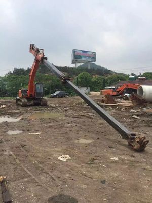 Yüksek hassasiyetli CAT320 Kazıcı Üç Aşamalı Teleskopik Kol BS900E Derin Çukur Mühendisliği İçin