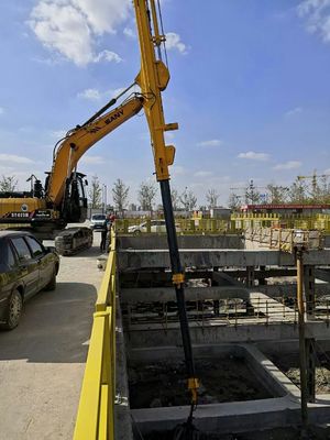Yüksek hassasiyetli CAT320 Kazıcı Üç Aşamalı Teleskopik Kol BS900E Derin Çukur Mühendisliği İçin